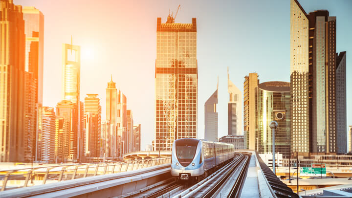 finding-a-job-in-dubai-uae-metro